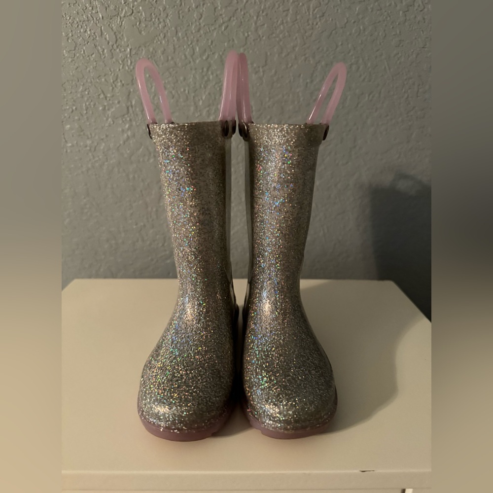 Toddler Rainboots. Size 7C.